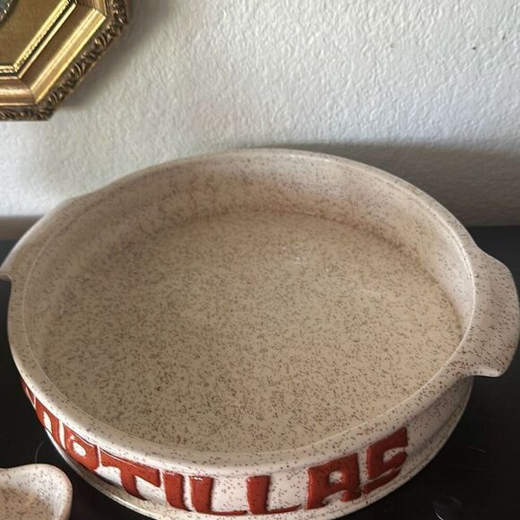 Tortillas and Picante Tortilla holder & salsa holder set (broken spoon) clay han - Picture 7 of 9